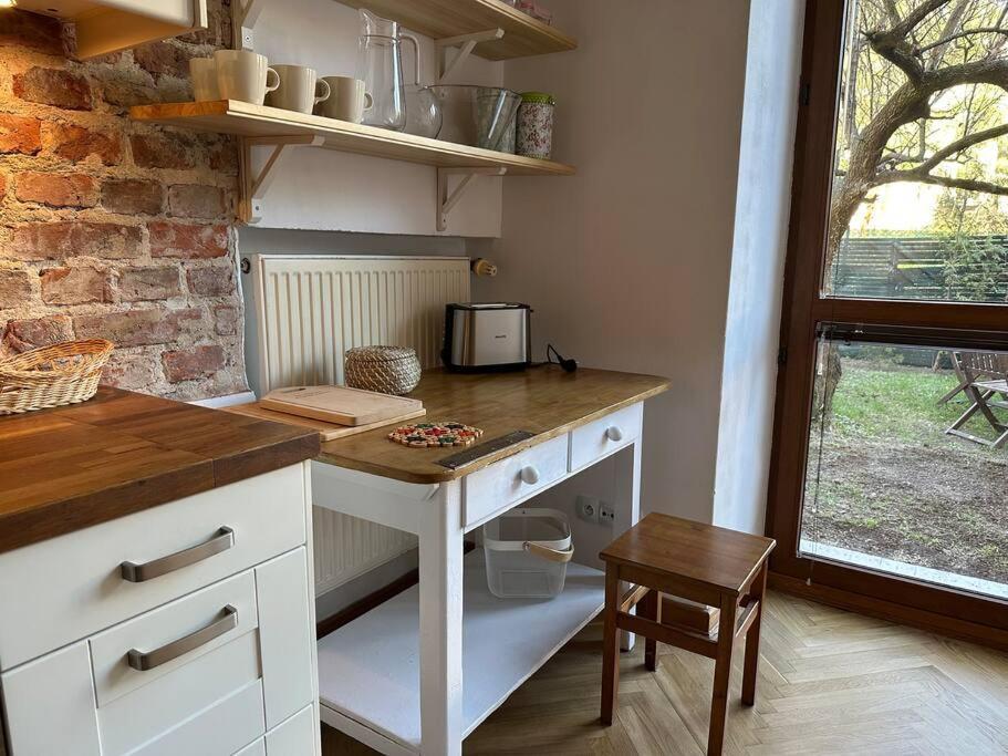 Apartament Stary Mokotow, Z Ogrodkiem Warszawa Zewnętrze zdjęcie