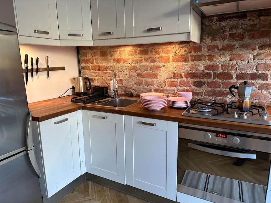 Apartament Stary Mokotow, Z Ogrodkiem Warszawa Zewnętrze zdjęcie