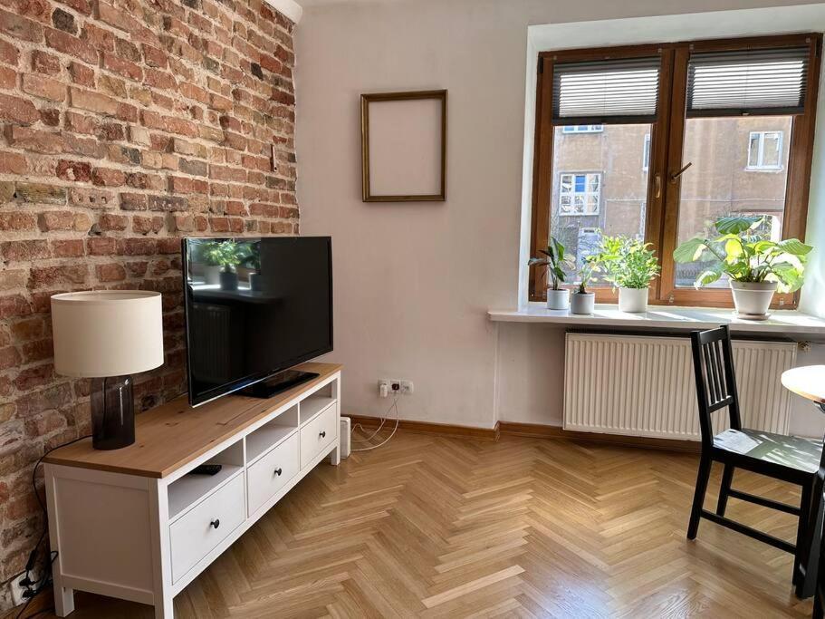 Apartament Stary Mokotow, Z Ogrodkiem Warszawa Zewnętrze zdjęcie