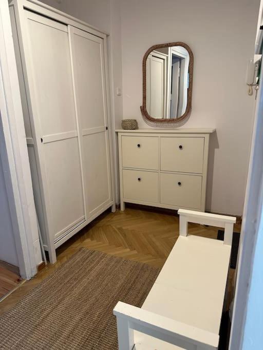 Apartament Stary Mokotow, Z Ogrodkiem Warszawa Zewnętrze zdjęcie